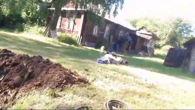 откопал водопровод старый
