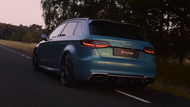 AUDI RS3 | 4K