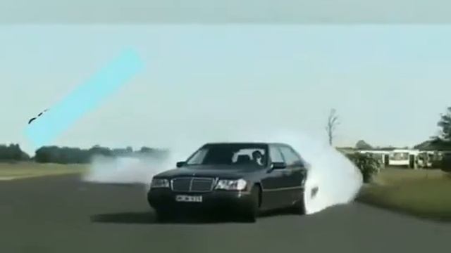 Mercedes Benz W140 Vs BMW E38