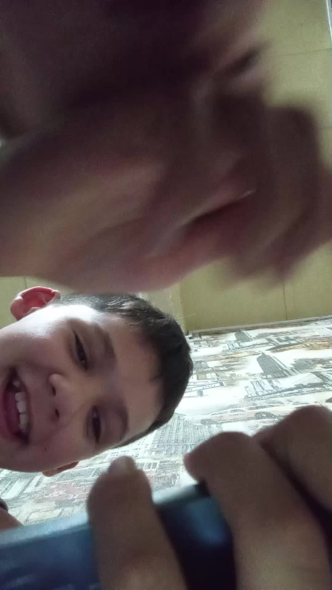 гага