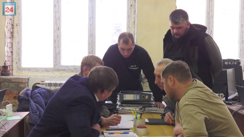 Штаб по капремонту прошел в 10 школе, подвел итоги и наметил планы на обозримое будущее