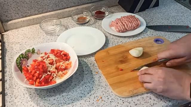 Лахмаджун - турецкая пицца