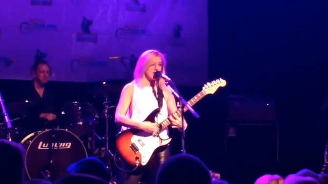 Liz Phair - 'Fuck and Run' (Metro, Chicago, 6.17.16)
