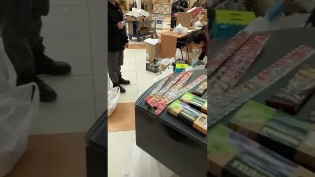 Каждую неделю в Центре социального обеспечения Шаарей цедек раздают продукты нуждающимся.