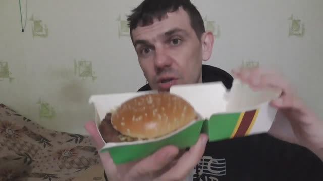 ОБЖОР ДЕГУСТИРУЕМ ВМЕСТЕ БИГ ХИТ И ГРАНД ДЕ ЛЮКС ИЗ ВКУСНО И ТОЧКА