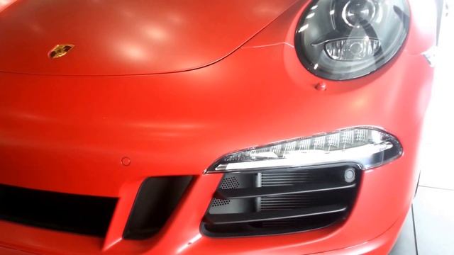 2016 Porsche 911GTS - Carmine Red