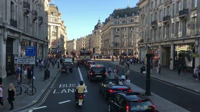 Лондон. Оксфорд стрит...