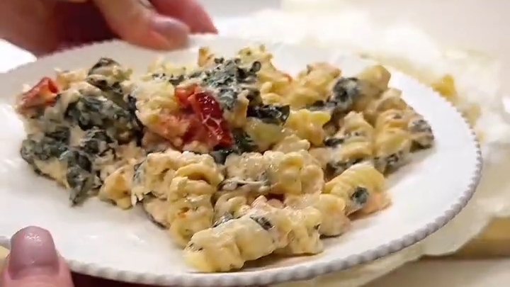 Ужин на скорую руку...🍝😋    Рецепт в описании ✍️