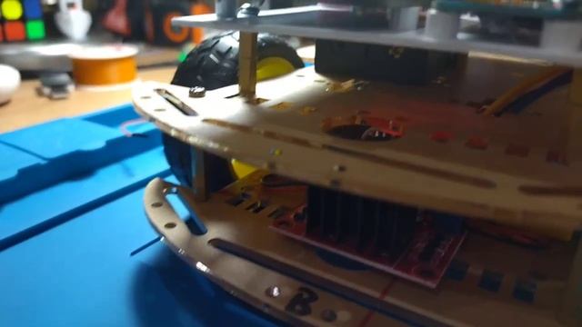 Лазерный дальномер на сервоприводе