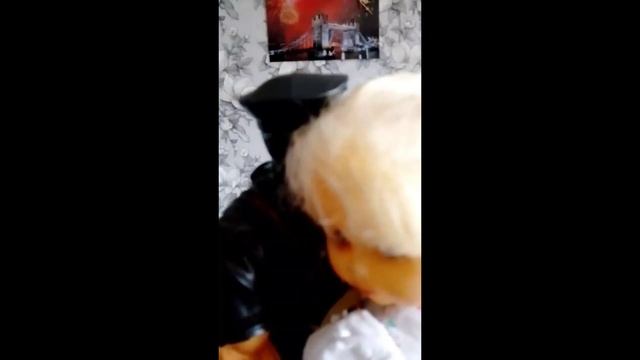 свидани Алексиса Крайши и Кэтрин Бэлвуд