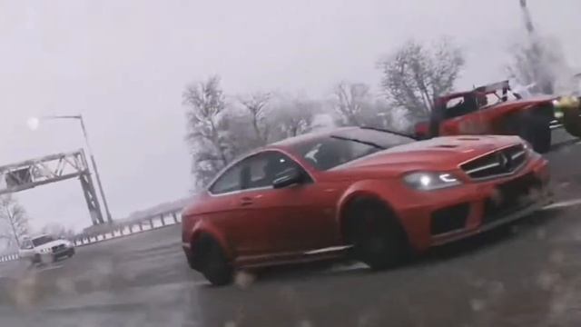 Nissan r34 vs Mercedes-Benz C-Class C63