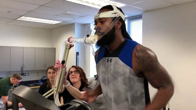 Za’Darius Smith Testing With Dr. Rick Rosa At SMART Lab | Chiropractic | ABC Clinics