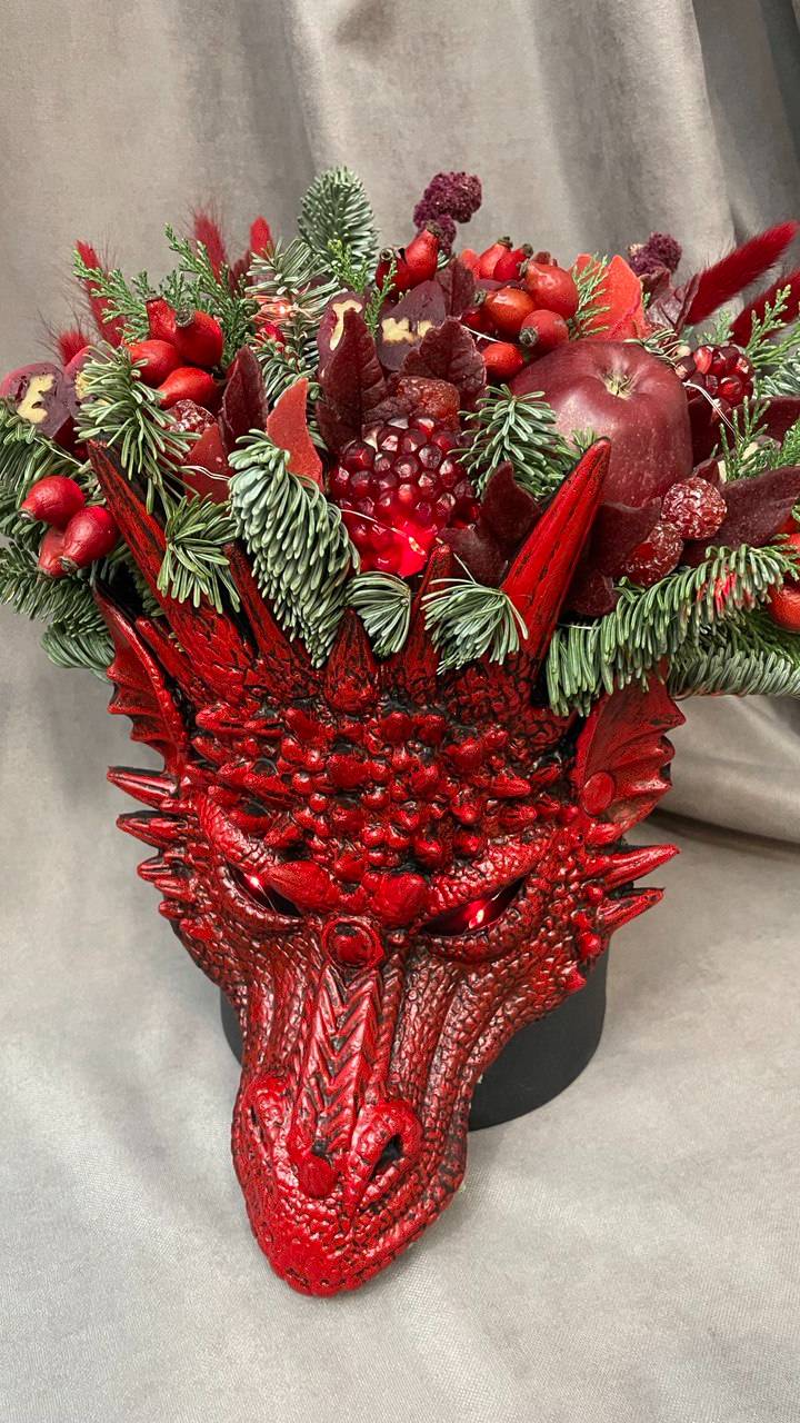 Букет "Дракон". Самая топовая модель прошлого новогоднего сезона.