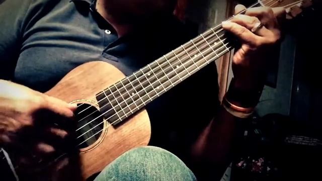 Fur Elise, Mini-Córdoba Travel Guitar