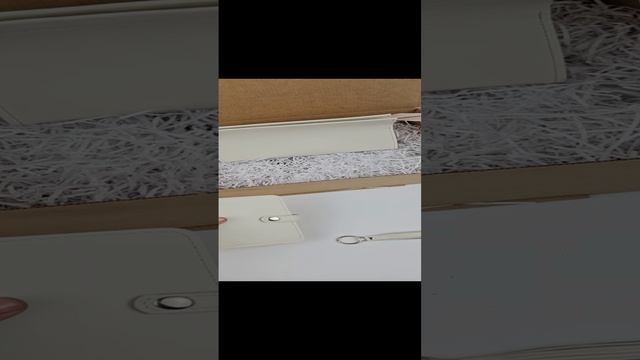 Подарочный набор кожаных аксессуаров бежевый