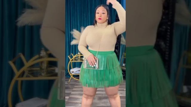 Latest plus size fashion,Curvy women skirt @FASHIONCURVYJQ