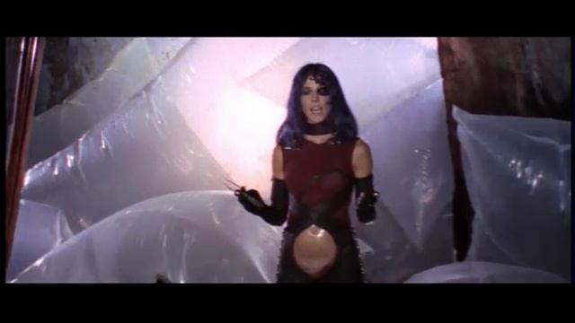 Трейлер " Барбареллы "