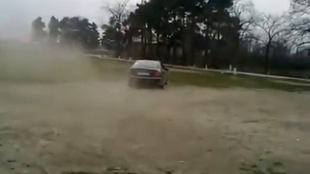mercedes E 260 drift