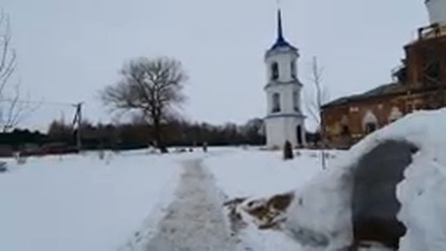 Хочется уединения и спокойствия? Тогда вам со мной! В Свято-Успенский Шаровкин монастырь.