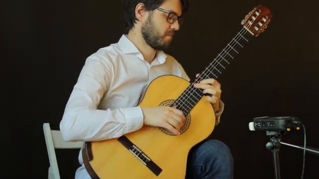 Paulo Bellinati -  Pau de Chuva | classical guitar