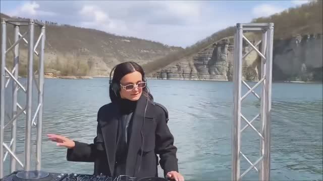 Ariana Grande - Thank u Remix