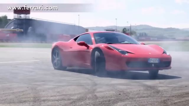 2012 Ferrari 458 Italia drifting for Facebook fans