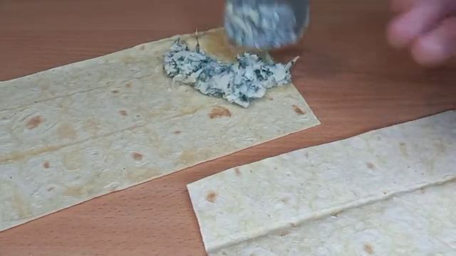 Лаваш с сыром на сковороде