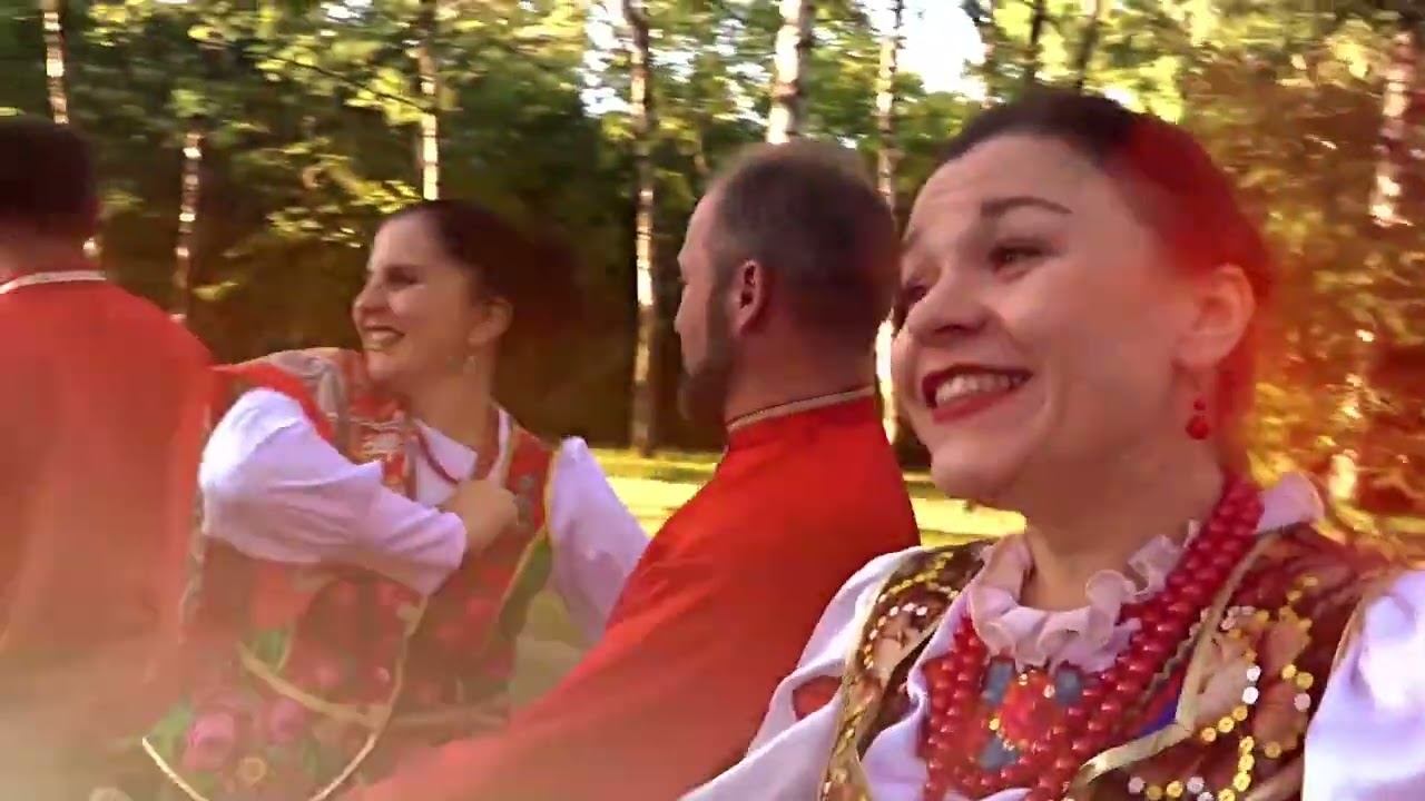 Музыкальная артель "Ярмарка" - "Под окном широким"