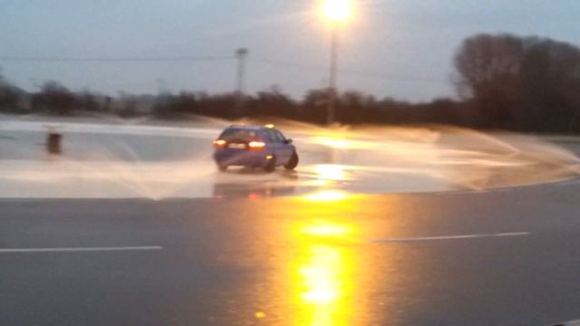Volvo V40 drift