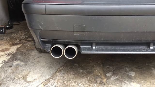 BMW E36 325i | Novus Muffler | Cold Start