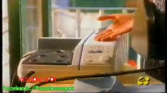 SPOT STIROMEGLIO DE'LONGHI 1995 - "L'ho venduto io!"