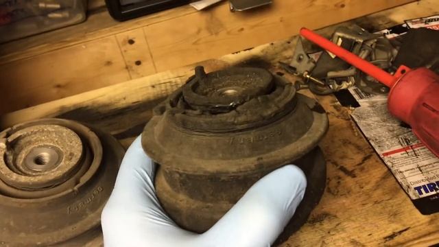 Bad W210 E300 Diesel Motor Mounts