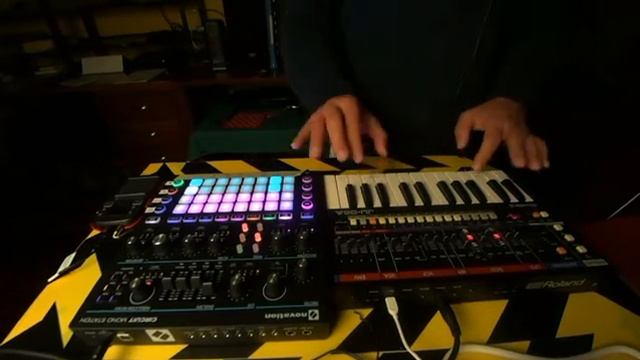 novation Monostation + Ju06A + Mini KP2 / Nighthouse session