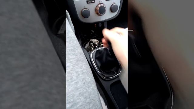 Opel Corsa D МКПП не включается задняя