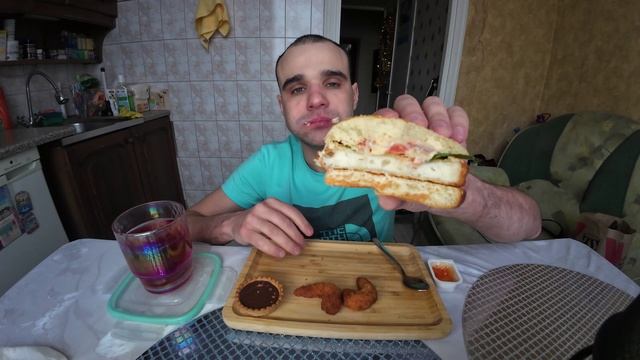 МУКБАНГ НАРЕЗКИ ЛУЧШЕЕ ROSTIC`S / ДАБЛ ЧИКЕН / БУРГЕР / КРЕВЕТКИ / ТАРТ/ MUKBANG АСМР 16. 01. 2025