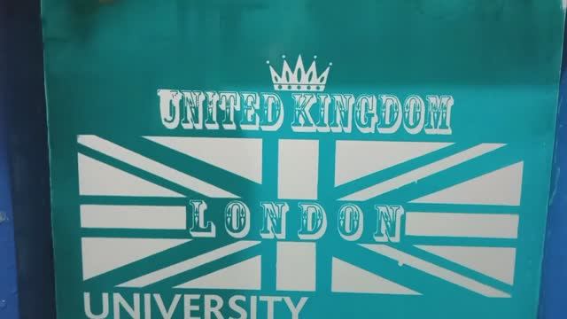 Шелкография на одежде ,город London