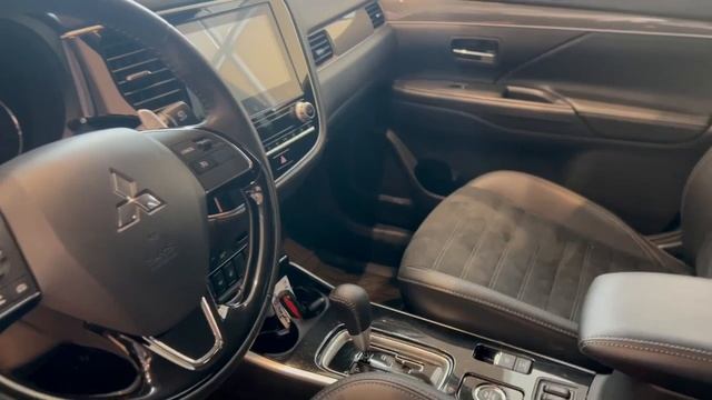 Mitsubishi Outlander '2021
