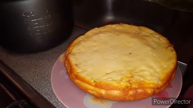 Заливной пирог с капустой в мультиварке