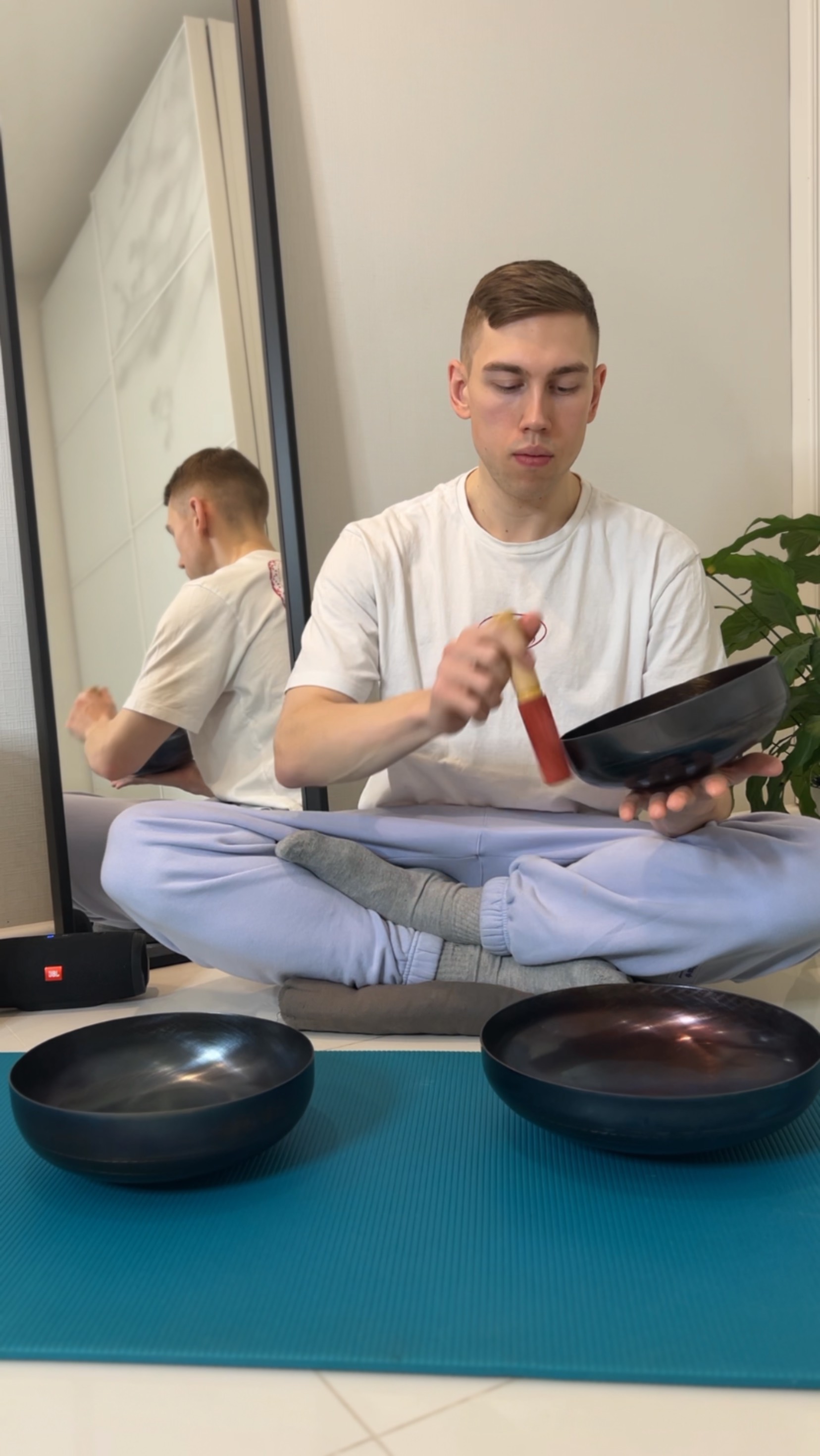 OM singing bowls therapy 🕉️🧘♂️