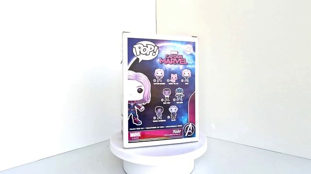 0425 Capitan Marvel Chase #4
