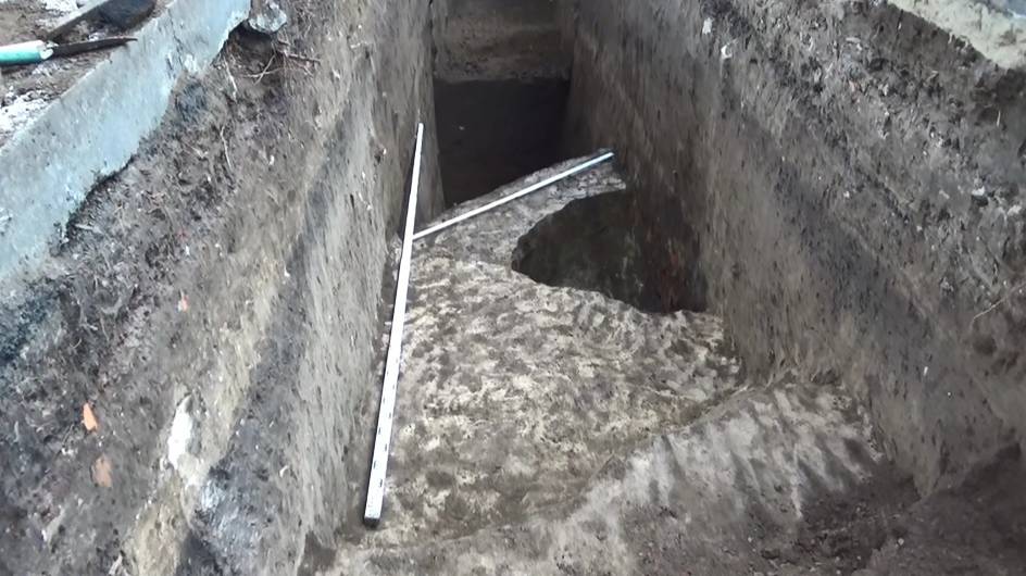 Нелегкая жизнь кожевенного чана из раскопа по переулку Красноармейский