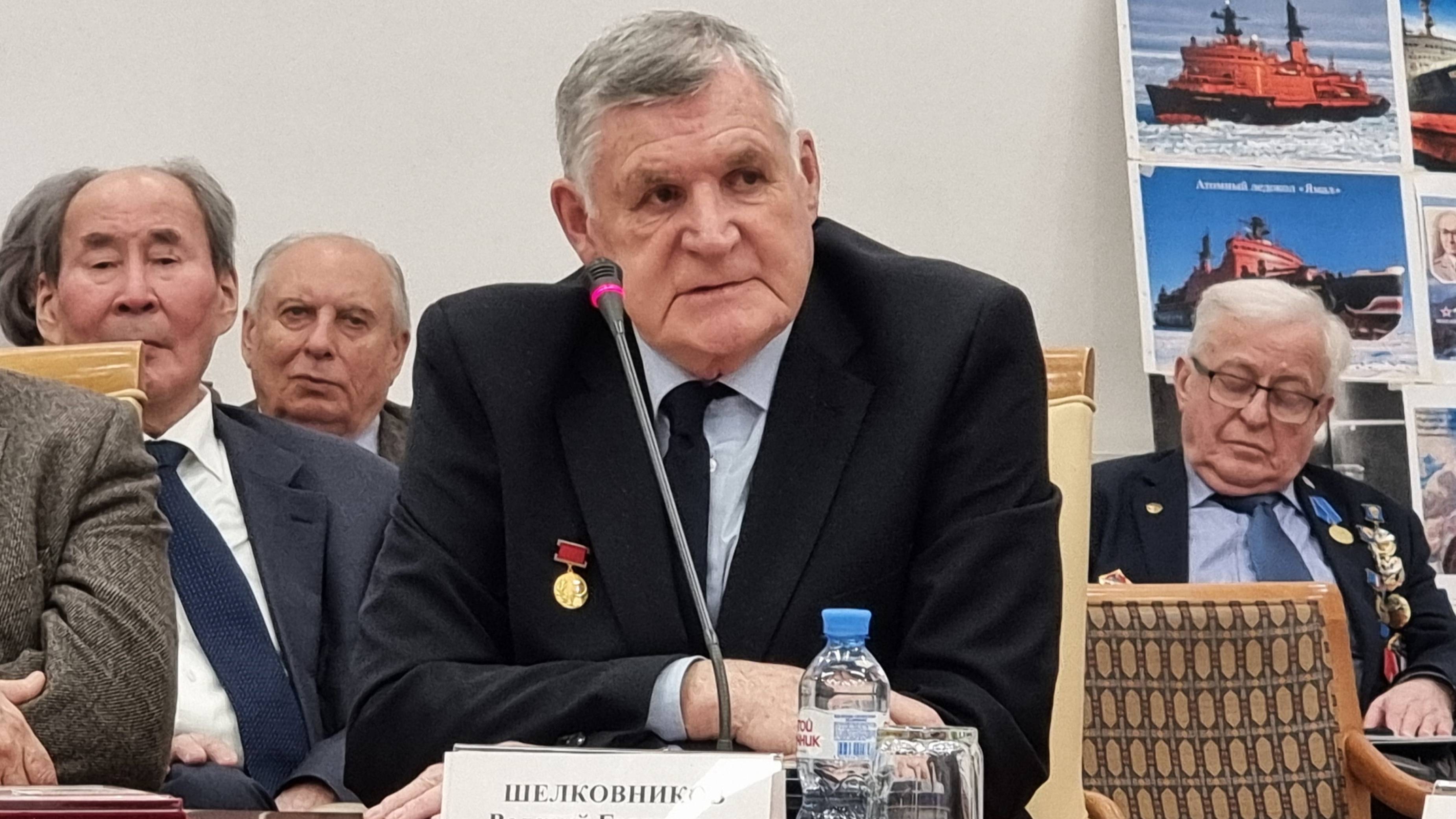 Валерий Георгиевич Шелковников.