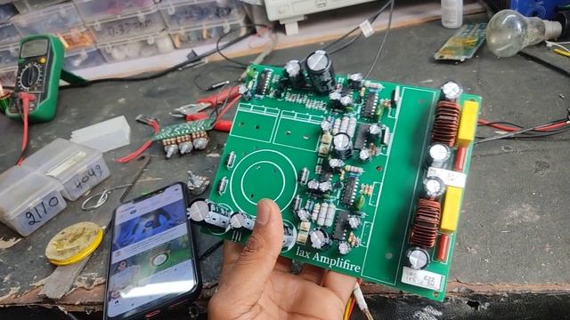class D 200 +200 watt 12V operating