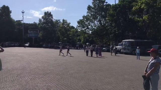 Прочувствуй контраст атмосферы перемен...