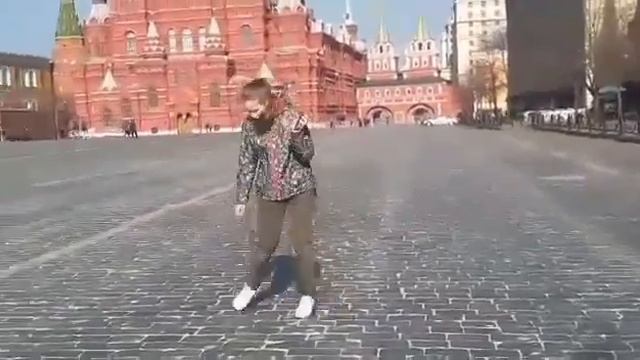 🎵Shuffle On Red Square🎵