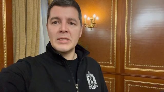 Губернатор Ямала передал своё ружье бойцам СВО для защиты от дронов и призвал земляков поступать так