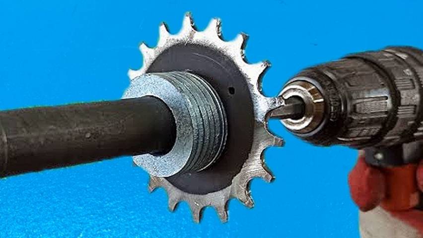 Паренёк из Алтая заработал на этой самоделки на новый Крузак