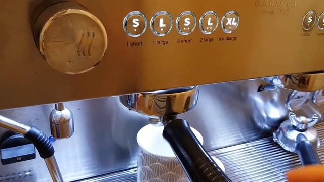 How to make hot americano (따뜻한 아메리카노 만들기)