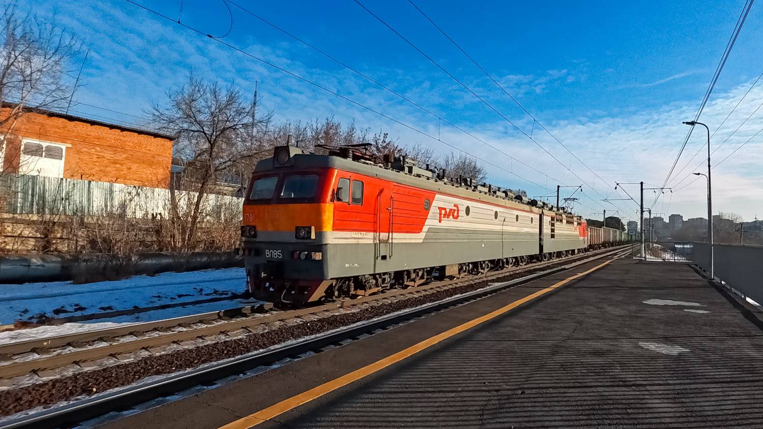 ВЛ85-179