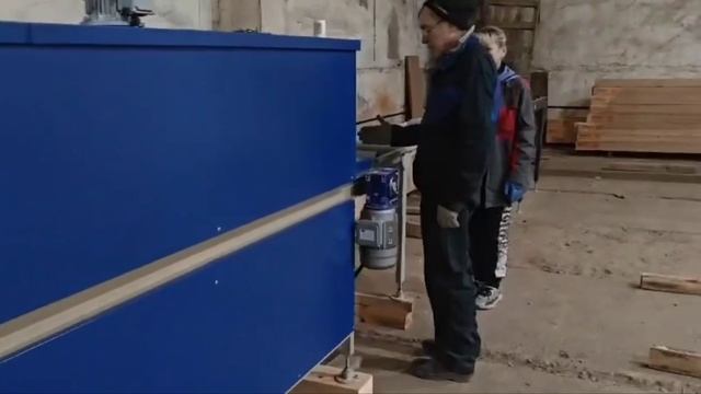 Линия для упаковки в термоусадочную пленку LINE AUTO 6/24 в работе